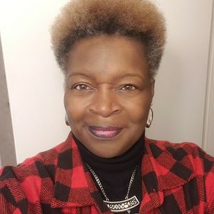 Meet your Posher, Lynn